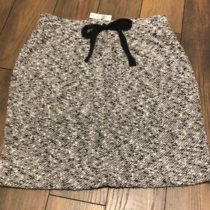 NWT Lou & Gray Speckled Soft Mini Skirt